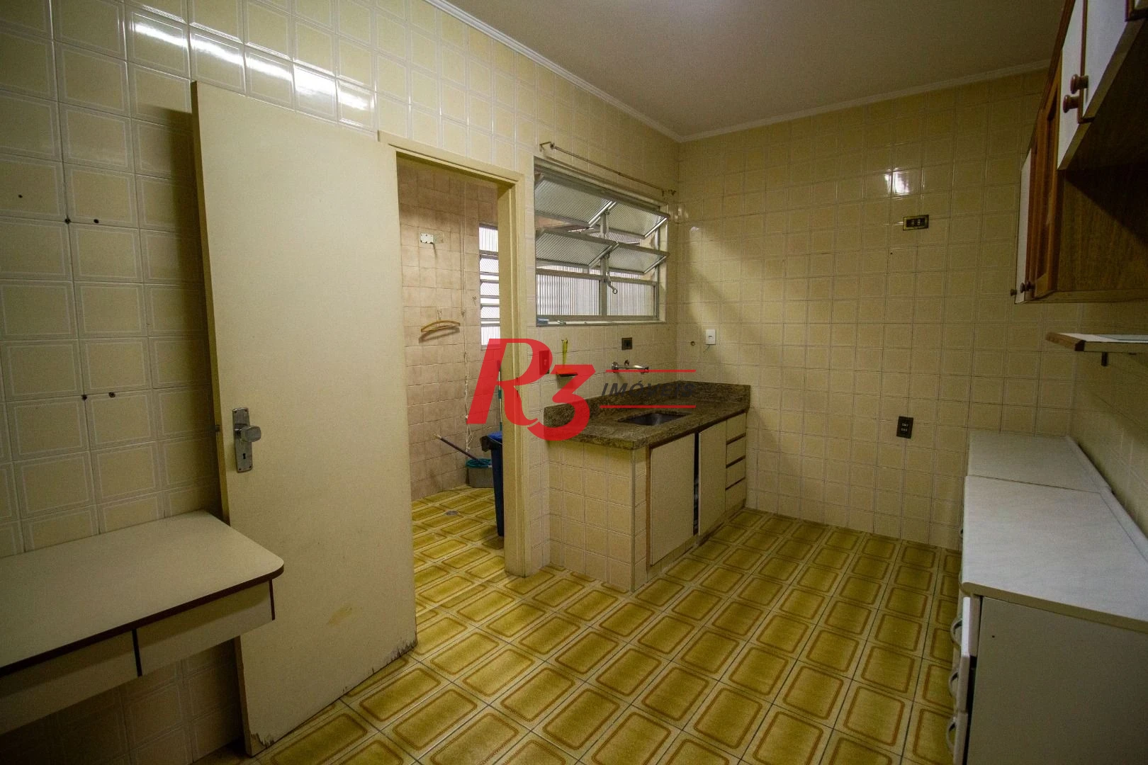 Apartamento com 2 quartos à venda, 91 m² por R$ 470.000 - Marapé - Santos/SP