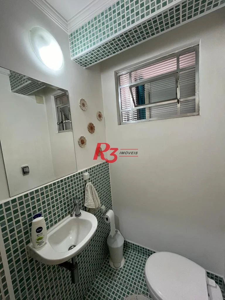 Apartamento com 3 dormitórios à venda, 162 m² por R$ 980.000,00 - Gonzaga - Santos/SP