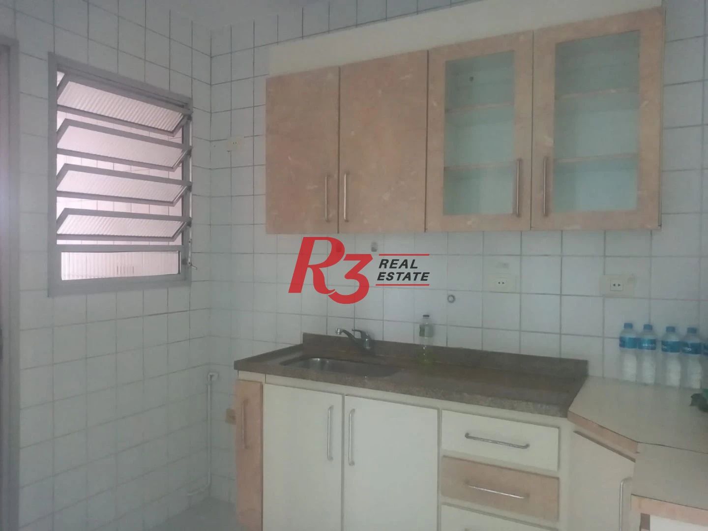 Apartamento com 2 dormitórios para alugar, 70 m² por R$ 3.000,00/mês - Itararé - São Vicente/SP