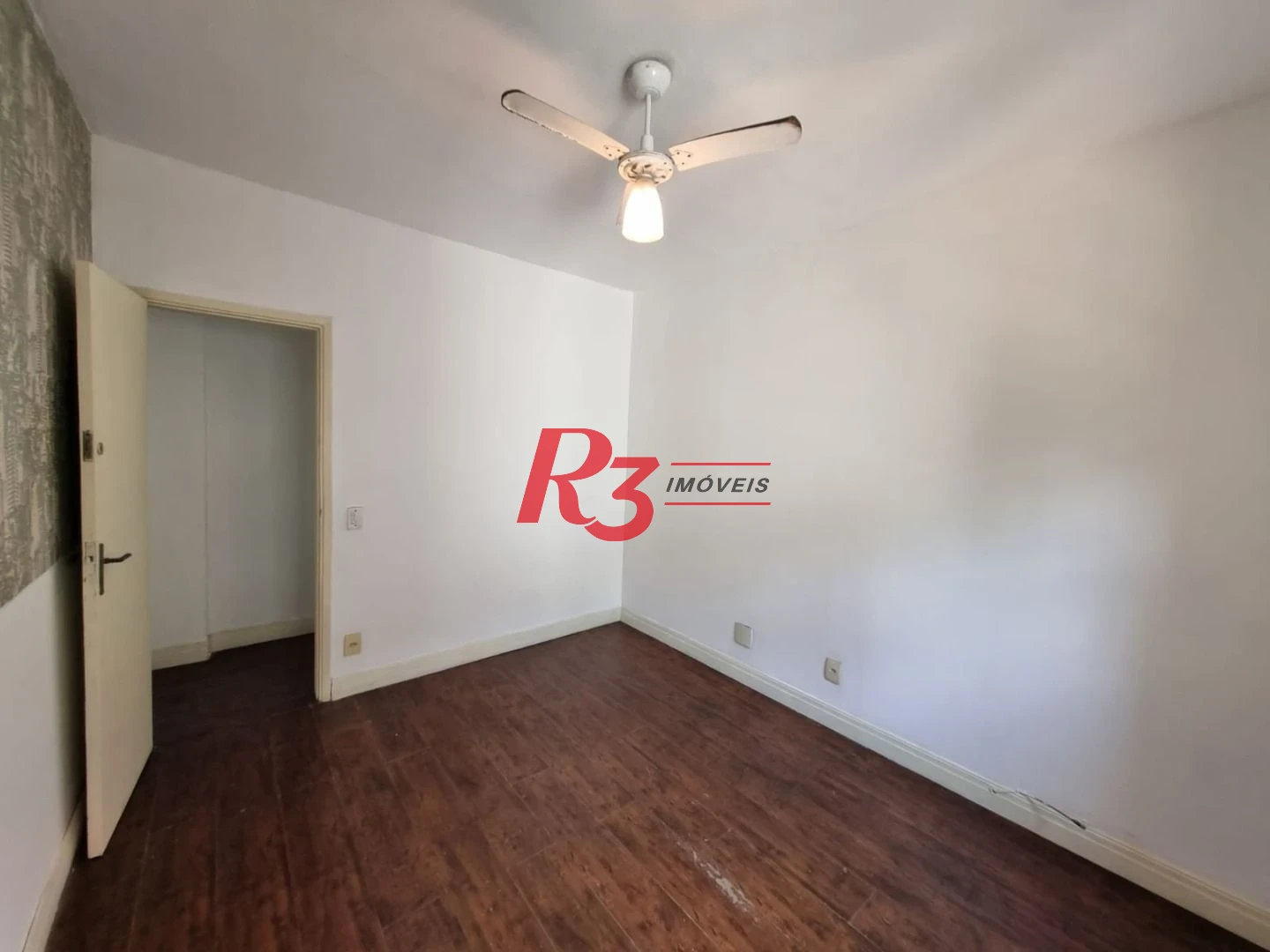 Apartamento com 3 dormitórios à venda, 122 m² por R$ 585.000,00 - José Menino - Santos/SP