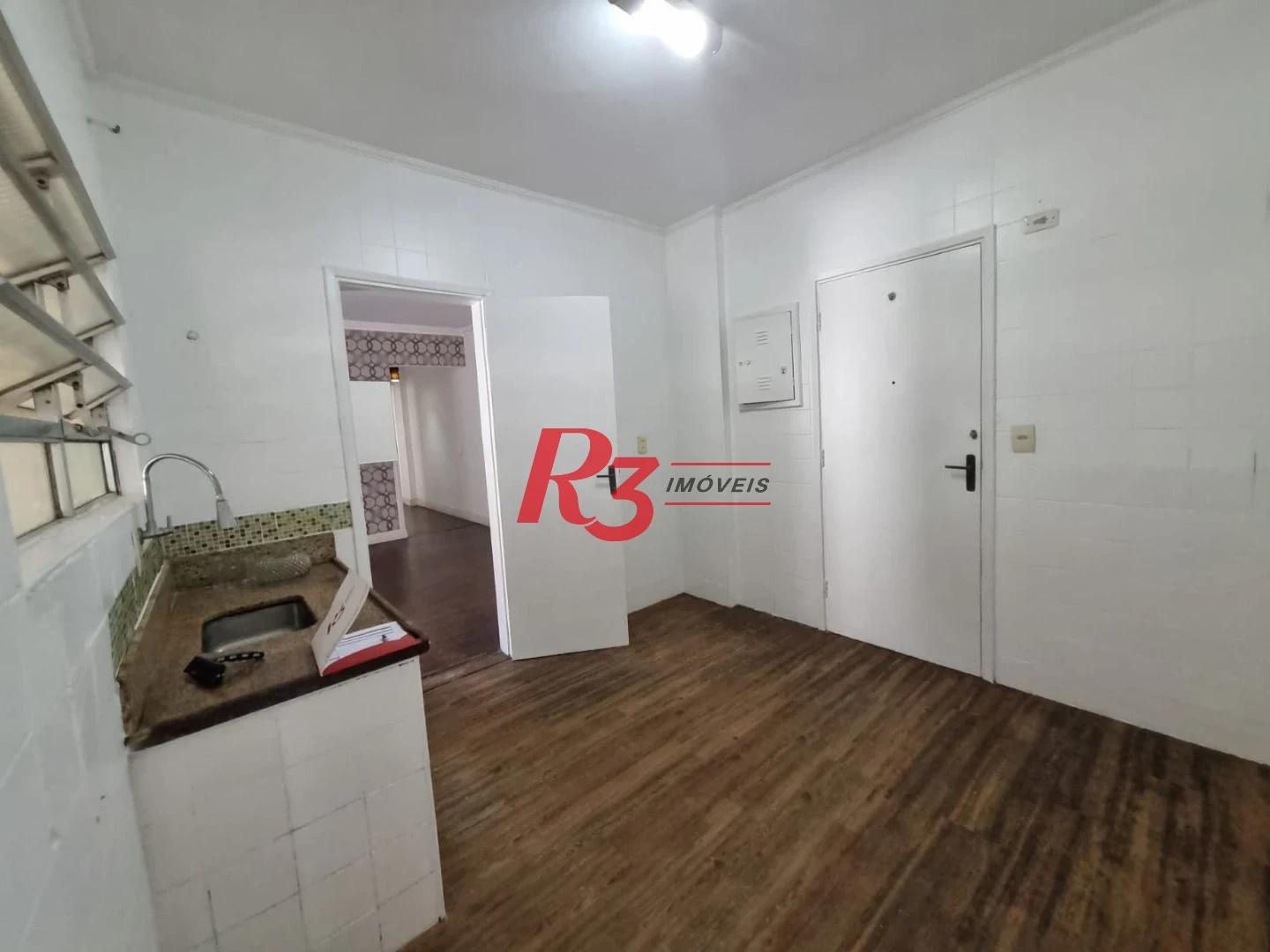 Apartamento com 3 dormitórios à venda, 122 m² por R$ 585.000,00 - José Menino - Santos/SP