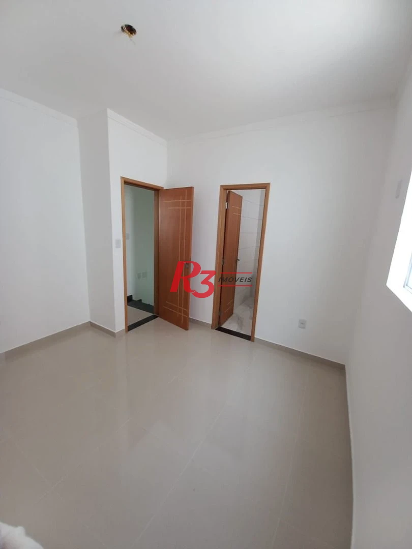 Village com 2 dormitórios à venda, 103 m² por R$ 680.000,00 - Campo Grande - Santos/SP