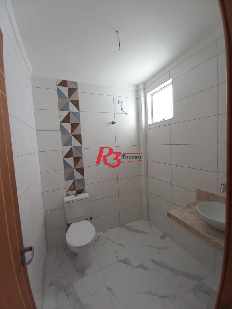 Village com 2 dormitórios à venda, 103 m² por R$ 680.000,00 - Campo Grande - Santos/SP