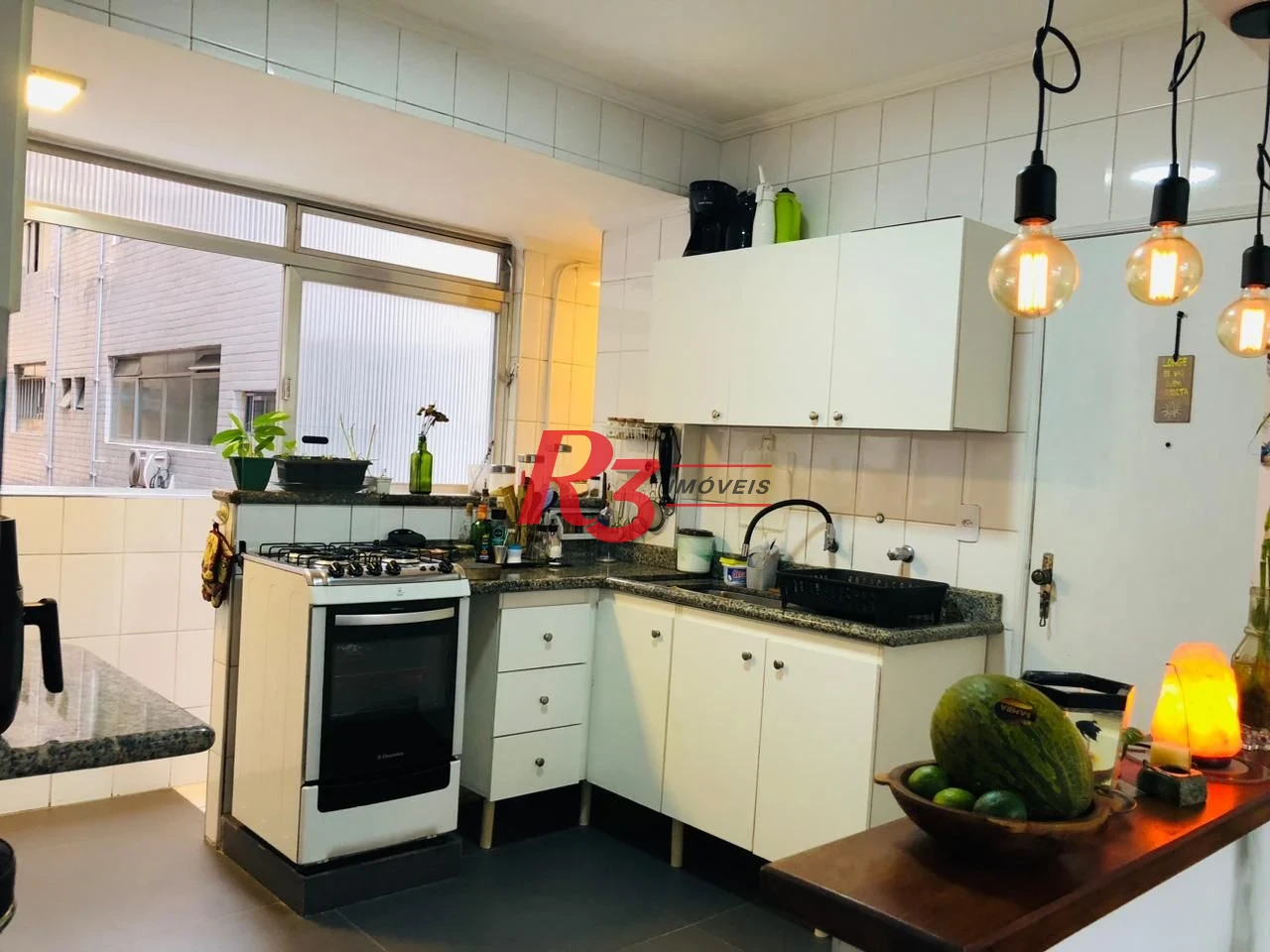 Apartamento com 3 dormitórios à venda, 84 m² por R$ 590.000,00 - Itararé - São Vicente/SP