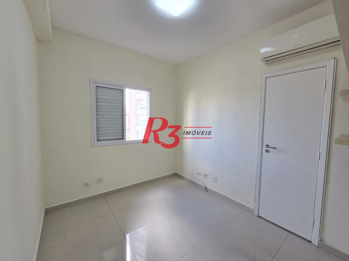 Apartamento com 3 dormitórios à venda, 110 m² por R$ 1.480.000,00 - Gonzaga - Santos/SP