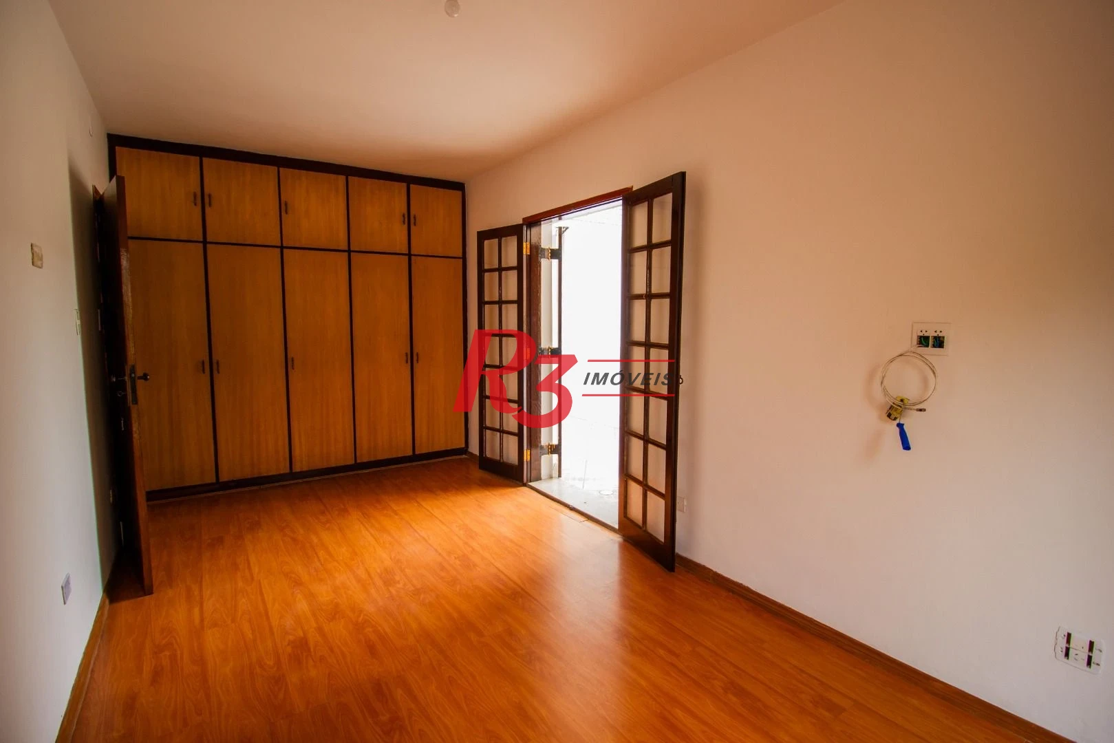Casa para alugar, 385 m² por R$ 15.796,51/mês - Ponta da Praia - Santos/SP