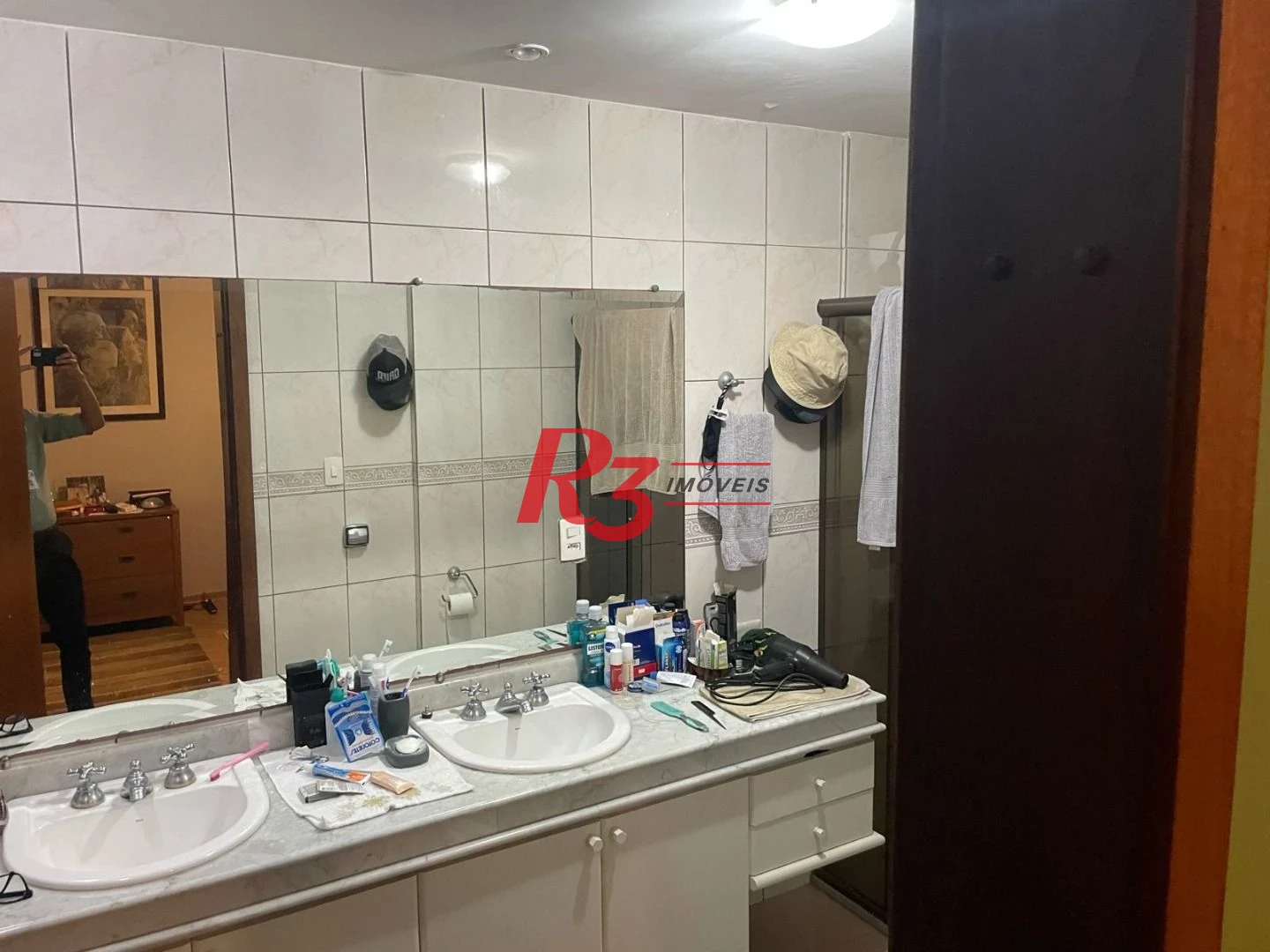 Apartamento á venda  3 dormitórios 2 Vgs Boqueirão Santos