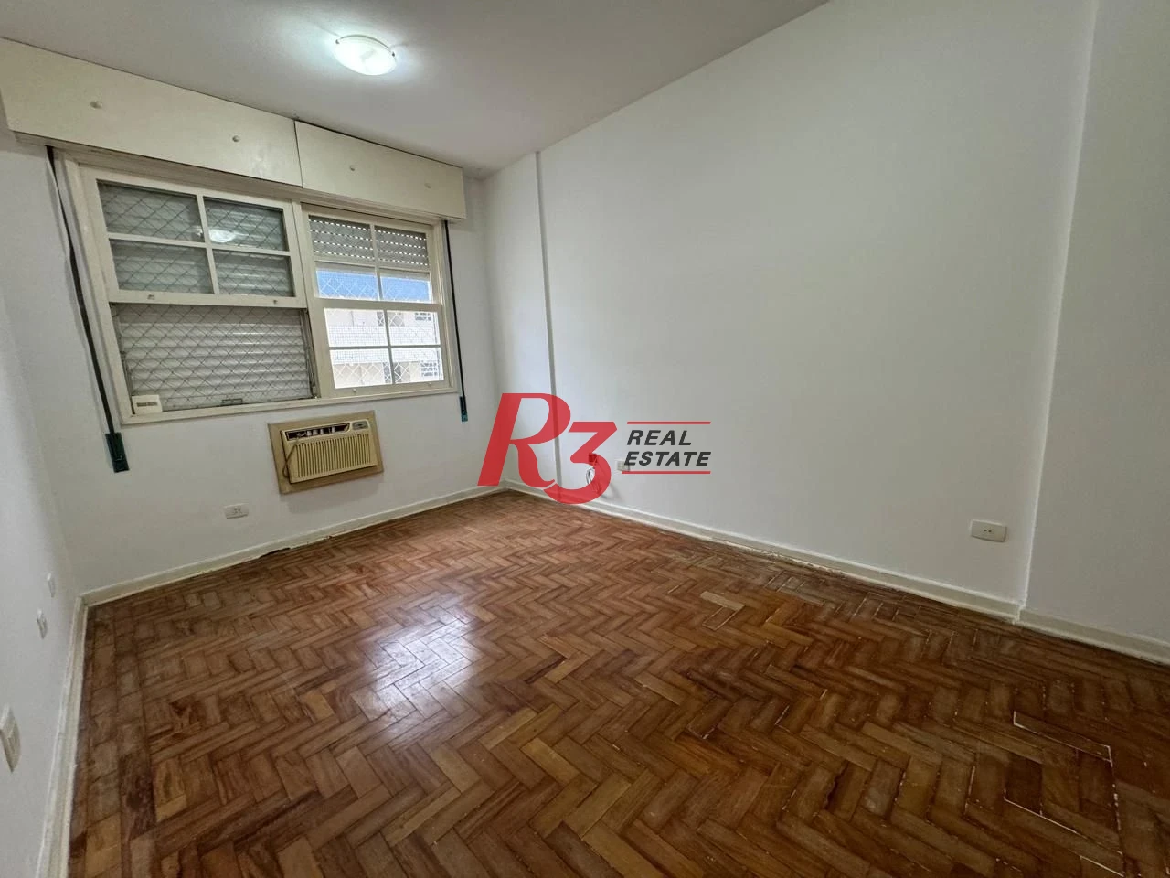 Apartamento com 3 dormitórios à venda, 167 m² por R$ 1.100.000,00 - Pompéia - Santos/SP