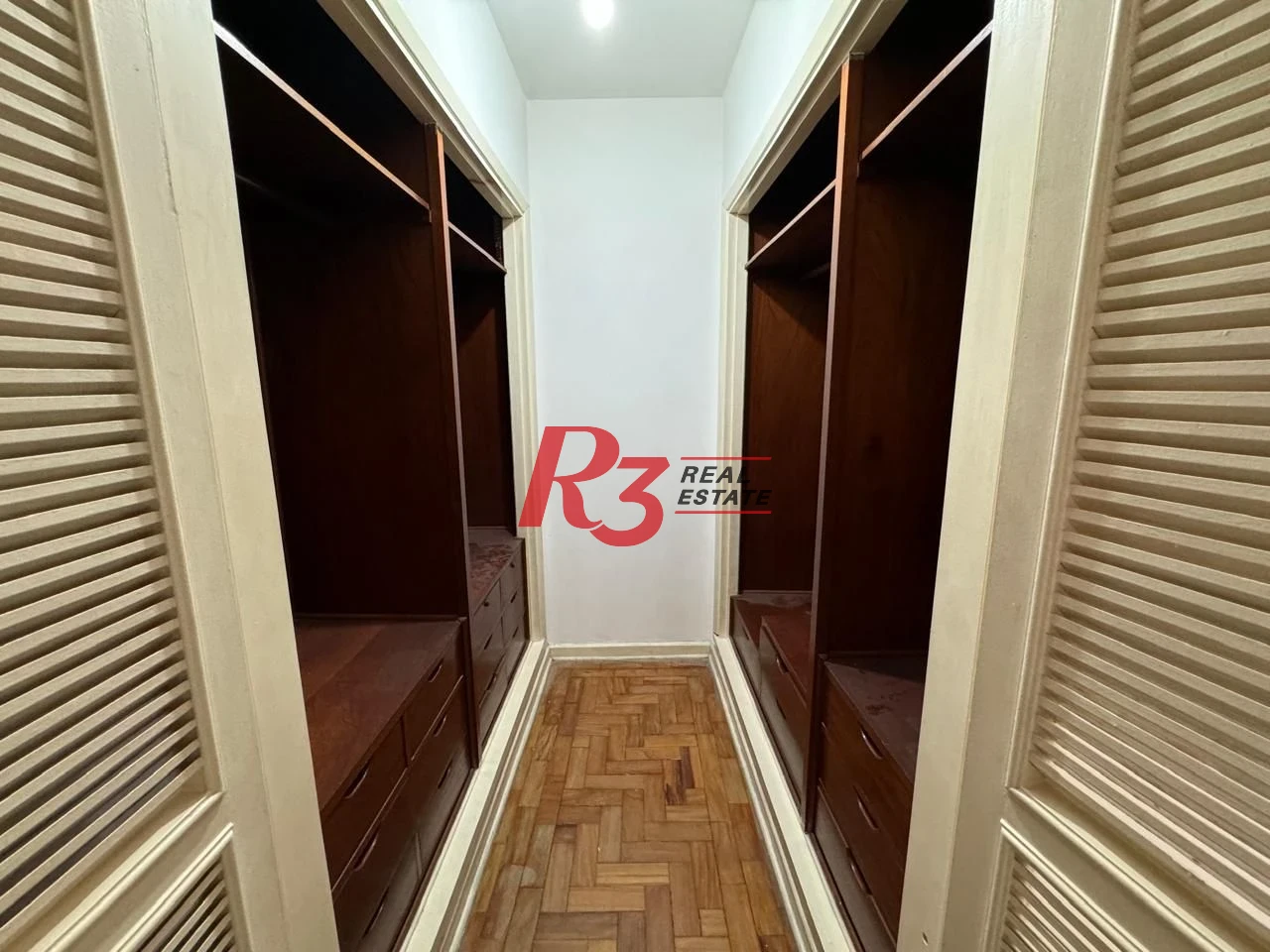 Apartamento com 3 dormitórios à venda, 167 m² por R$ 1.100.000,00 - Pompéia - Santos/SP