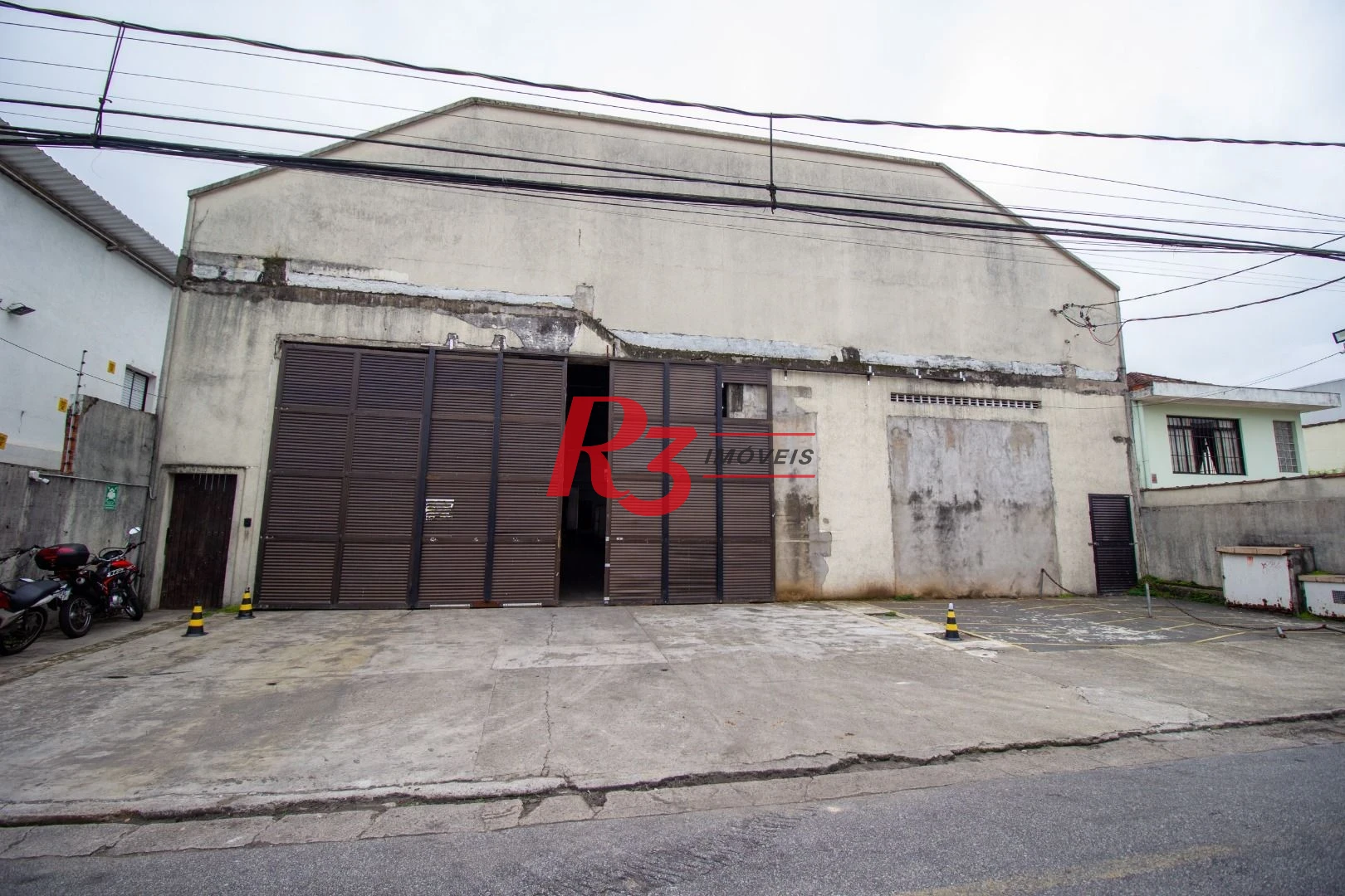 Galpão, 2757 m² - venda por R$ 24.000.000,00 ou aluguel por R$ 135.860,48/mês - Campo Grande - Santos/SP