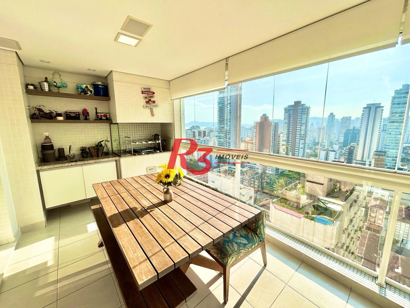 Apartamento com 3 dormitórios à venda, 155 m² por R$ 2.000.000,00 - Embaré - Santos/SP