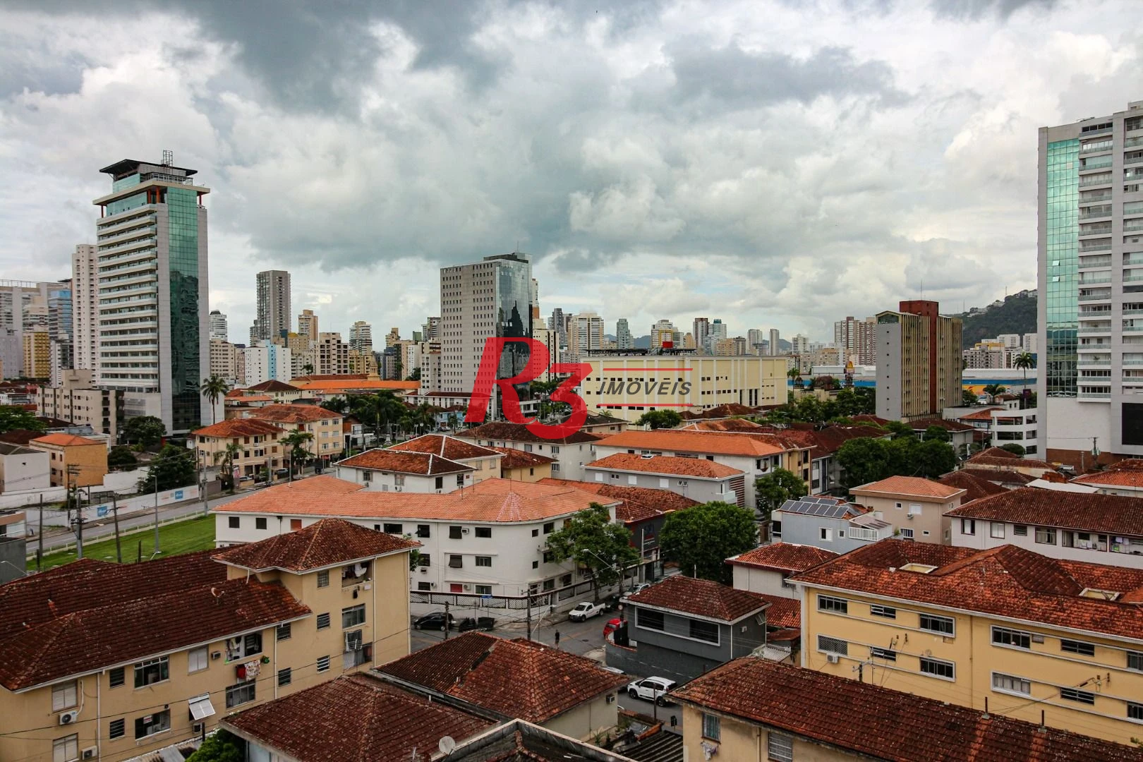 Apartamento com 2 dormitórios à venda, 75 m² por R$ 537.200,00 - Encruzilhada - Santos/SP
