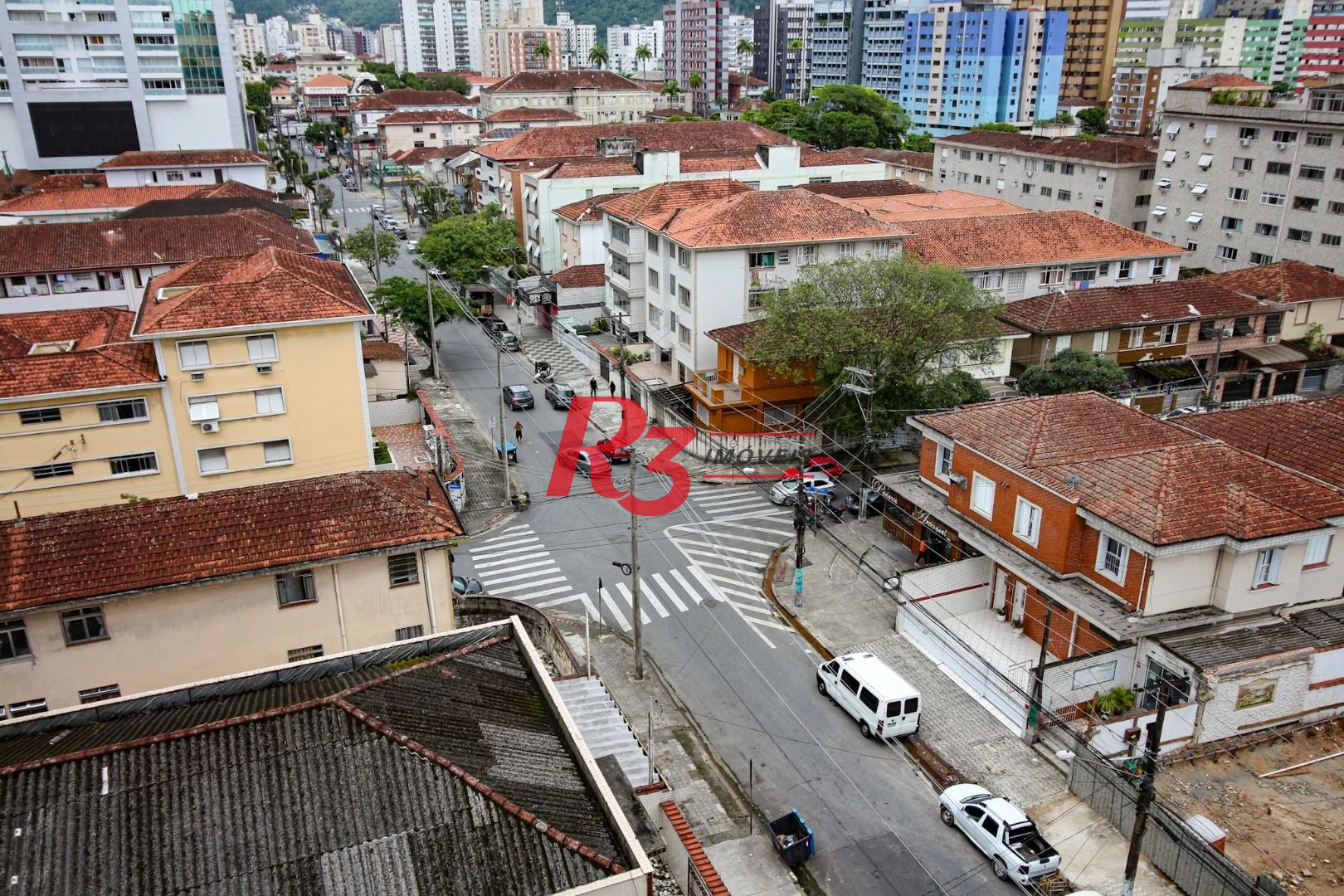 Apartamento com 2 dormitórios à venda, 75 m² por R$ 537.200,00 - Encruzilhada - Santos/SP