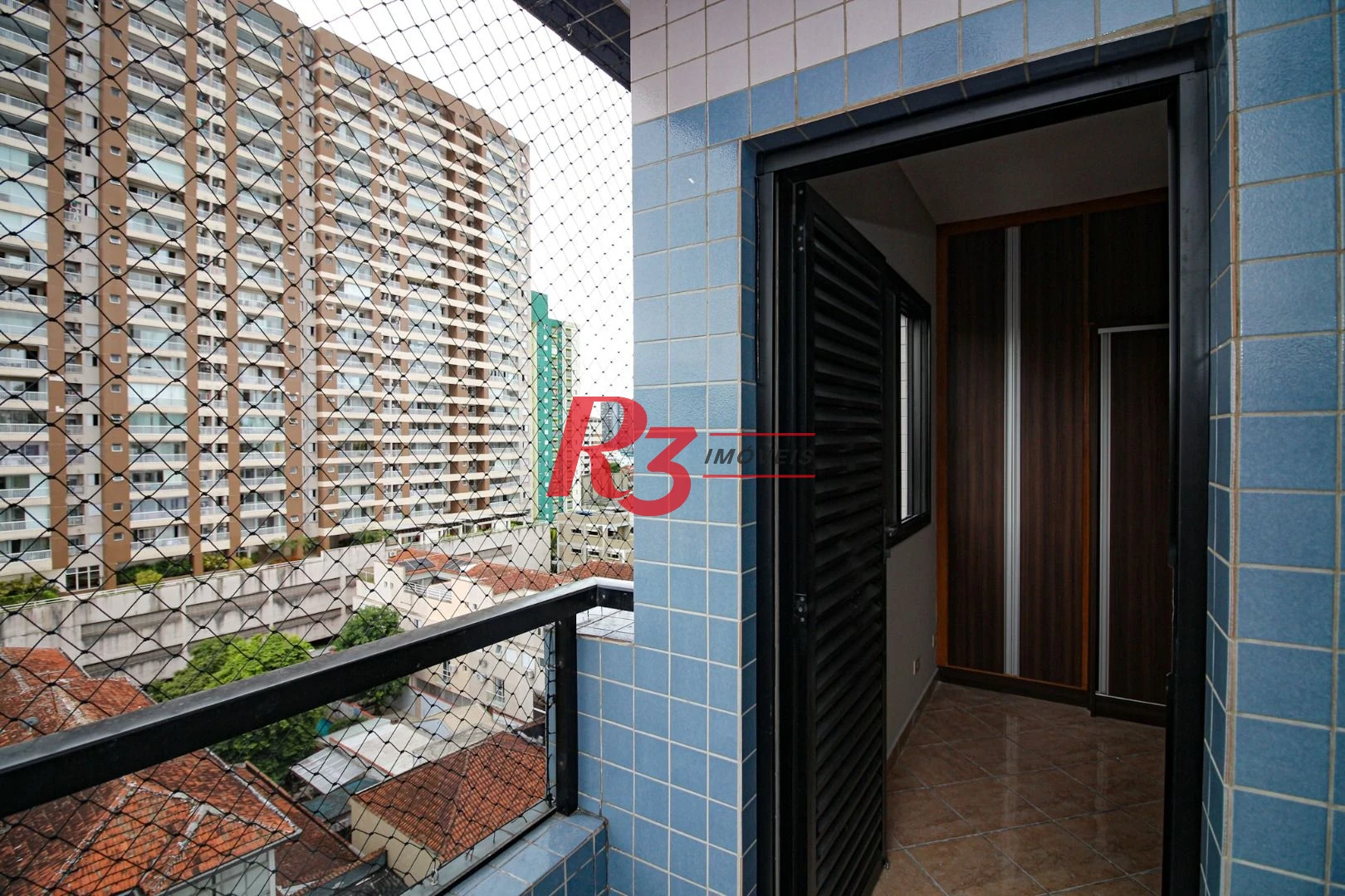 Apartamento com 2 dormitórios à venda, 75 m² por R$ 537.200,00 - Encruzilhada - Santos/SP