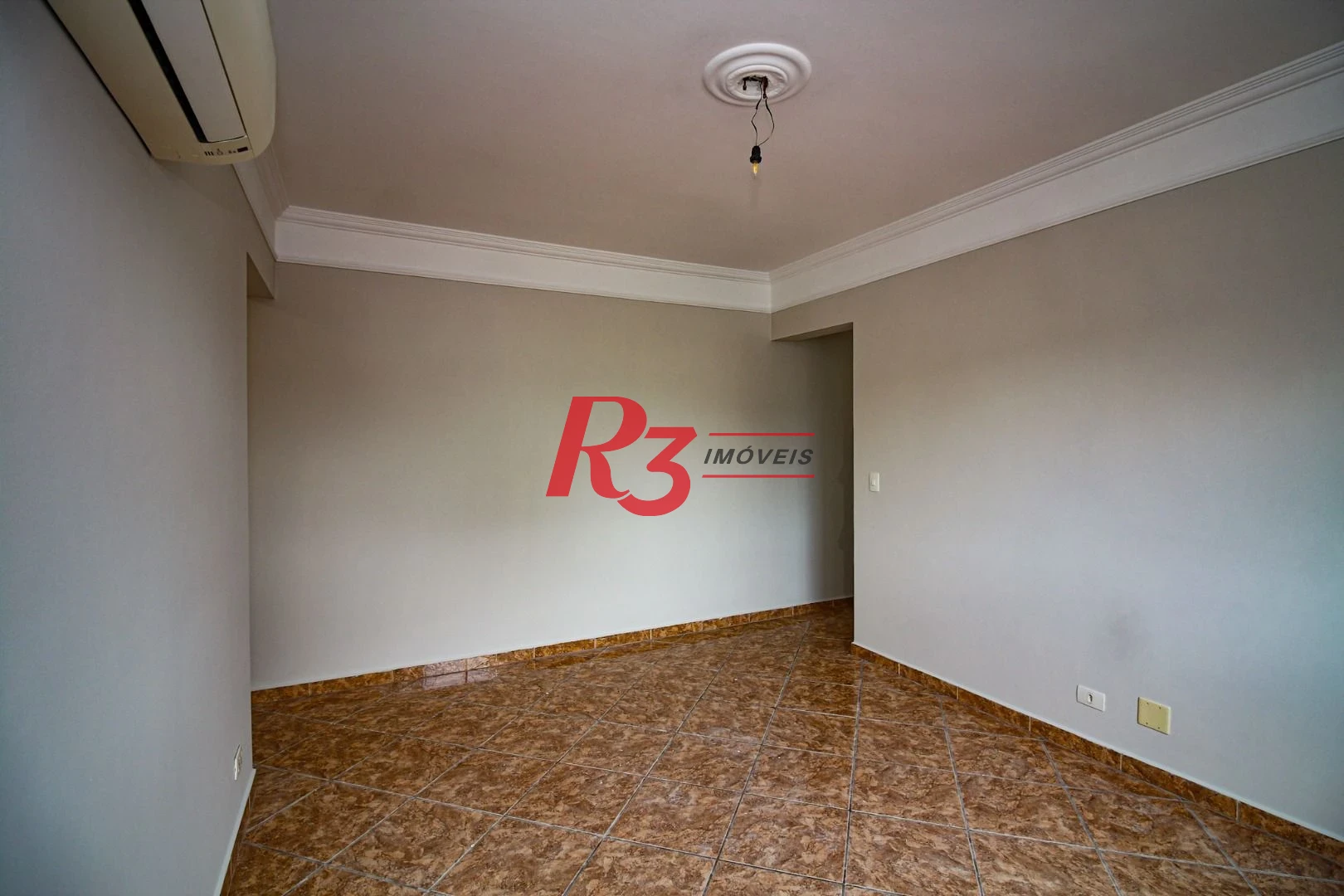 Apartamento com 2 dormitórios à venda, 75 m² por R$ 537.200,00 - Encruzilhada - Santos/SP