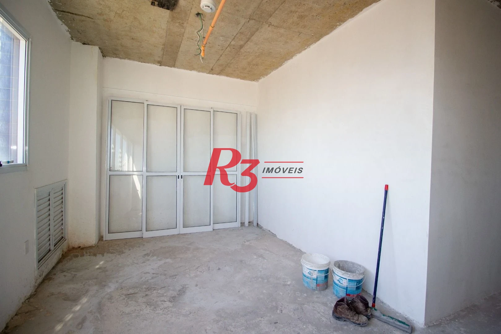 Sala à venda, 35 m² por R$ 332.690,00 - Ponta da Praia - Santos/SP