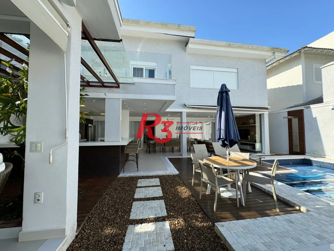 Casa com 6 dormitórios à venda, 476 m² por R$ 5.700.000,00 - Acapulco - Guarujá/SP