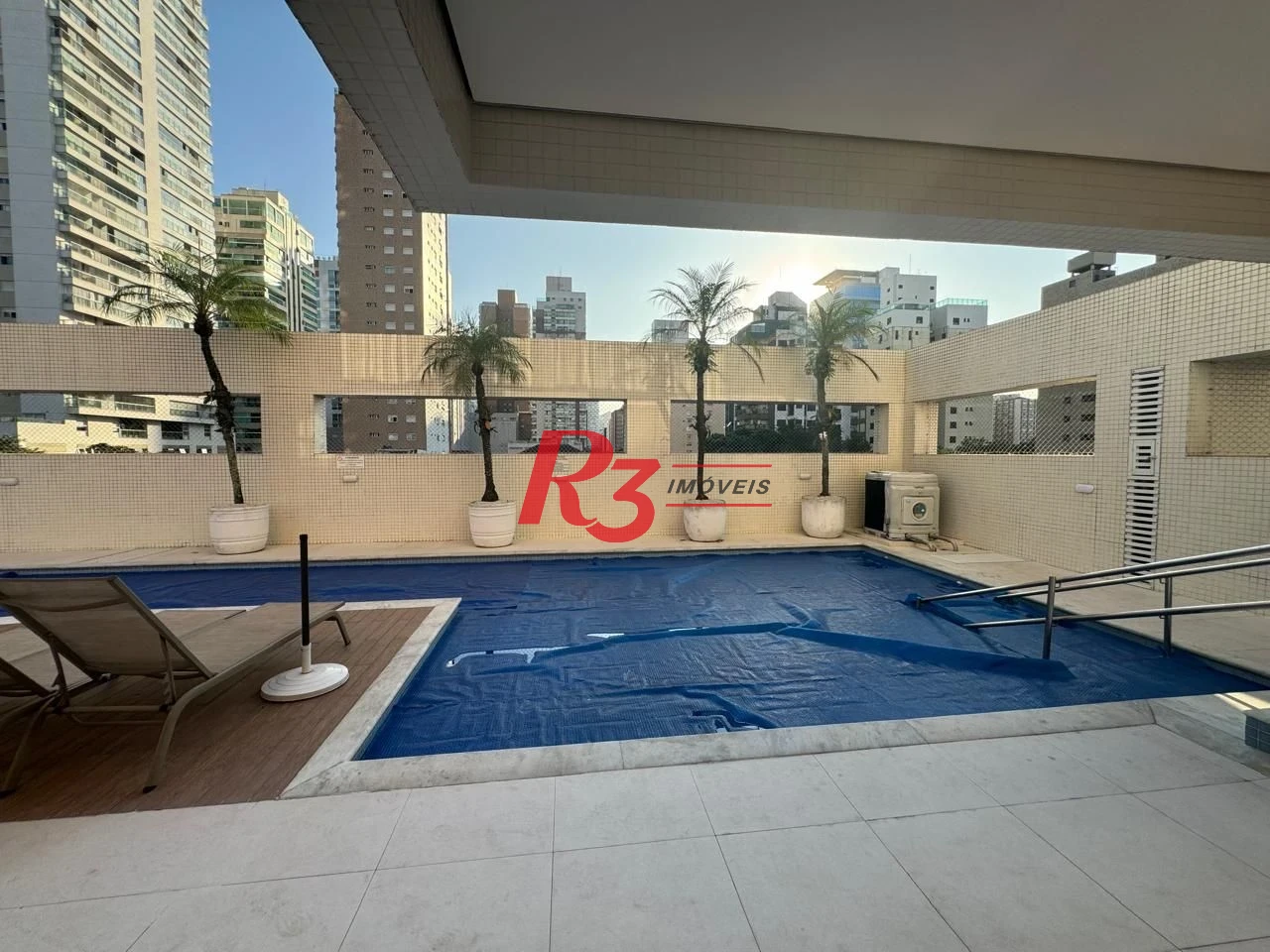 Apartamento com 3 dormitórios à venda, 221 m² - Gonzaga - Santos/SP
