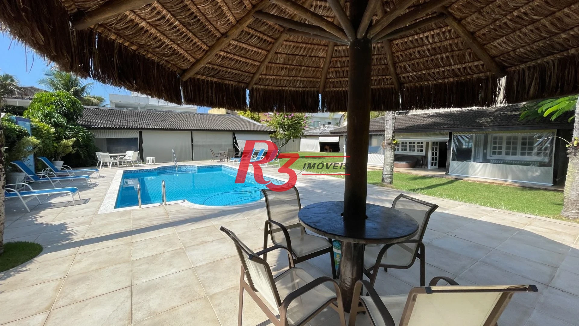 Casa com 5 dormitórios, 455 m² - venda por R$ 4.000.000,00 ou aluguel por R$ 19.500,00/mês - Acapulco - Guarujá/SP