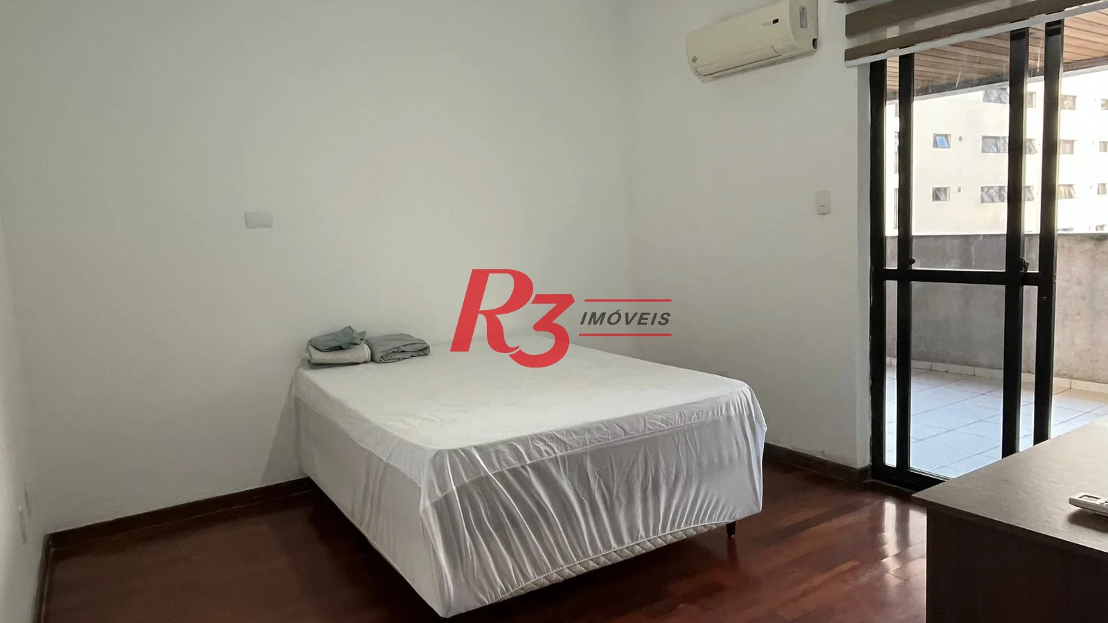 Apartamento com 3 dormitórios para alugar, 146 m² por R$ 7.000,02/mês - Pompéia - Santos/SP