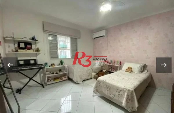 Sobrado com 3 dormitórios à venda, 190 m² por R$ 1.490.000,00 - Ponta da Praia - Santos/SP