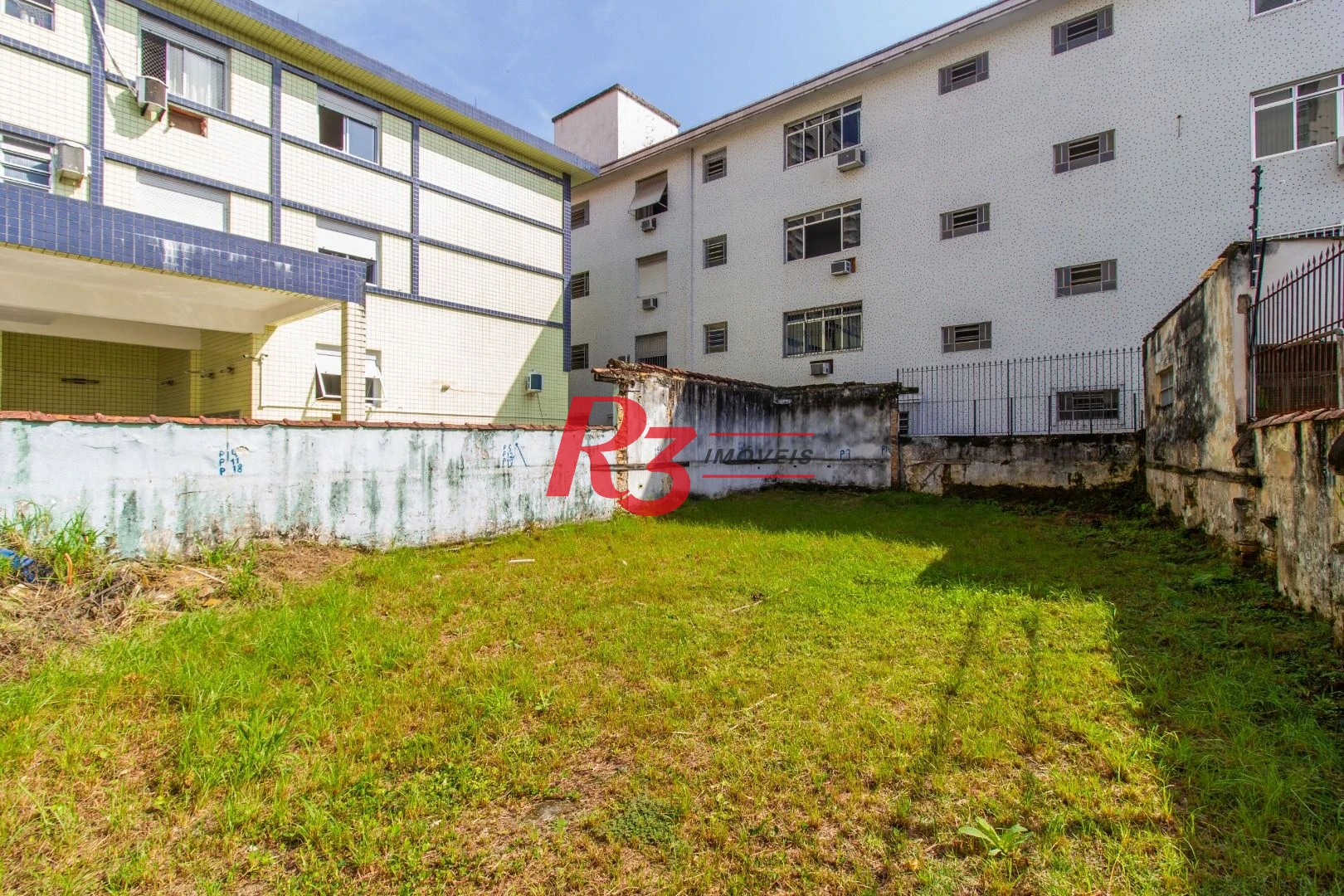 Terreno à venda, 300 m² por R$ 3.000.000,00 - Gonzaga - Santos/SP