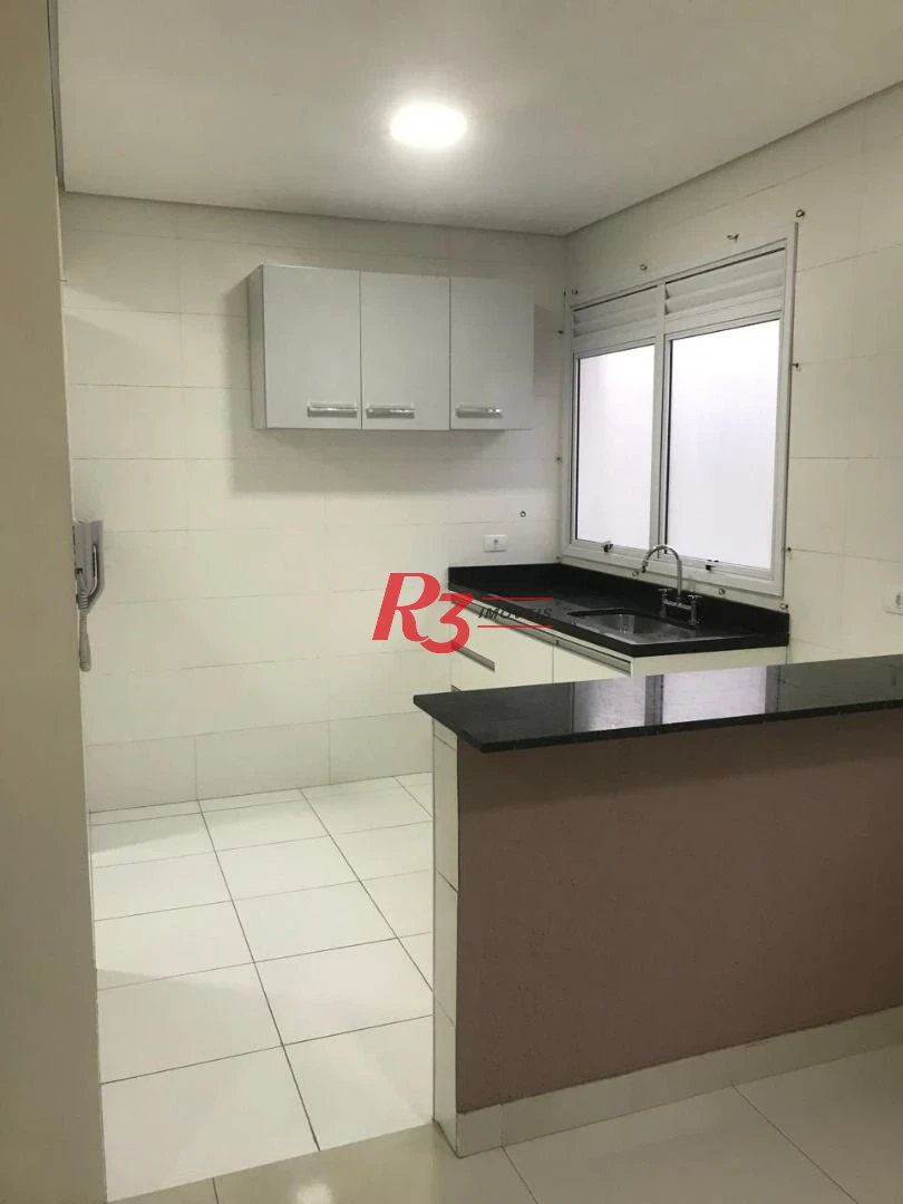 Casa com 2 dormitórios à venda, 110 m² por R$ 550.000,00 - Estuário - Santos/SP