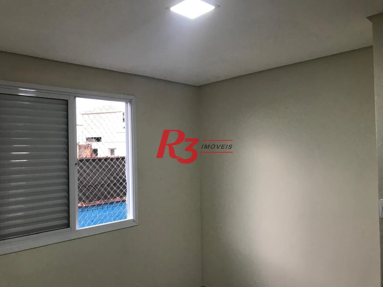 Casa com 2 dormitórios à venda, 110 m² por R$ 550.000,00 - Estuário - Santos/SP