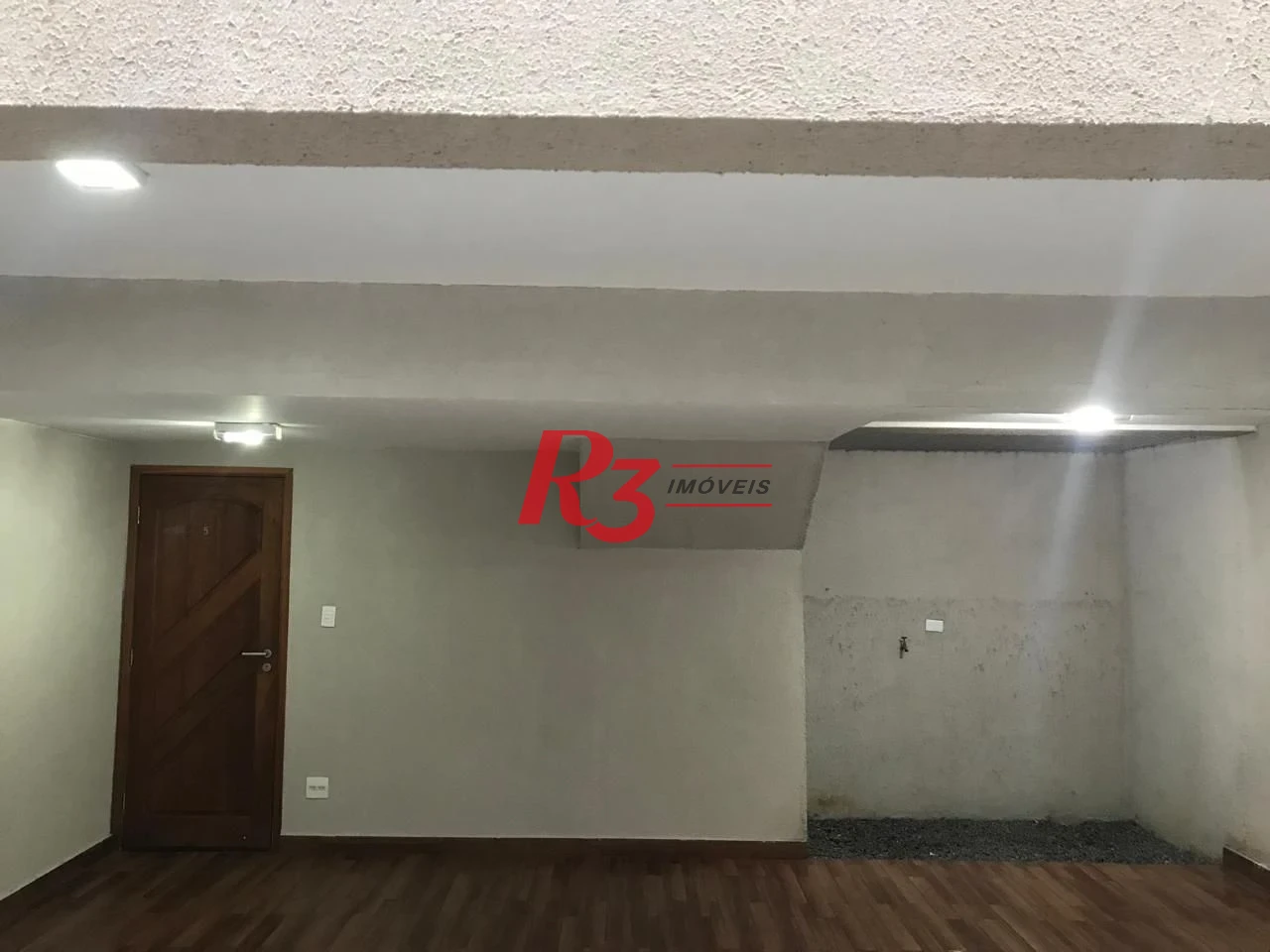 Casa com 2 dormitórios à venda, 110 m² por R$ 550.000,00 - Estuário - Santos/SP