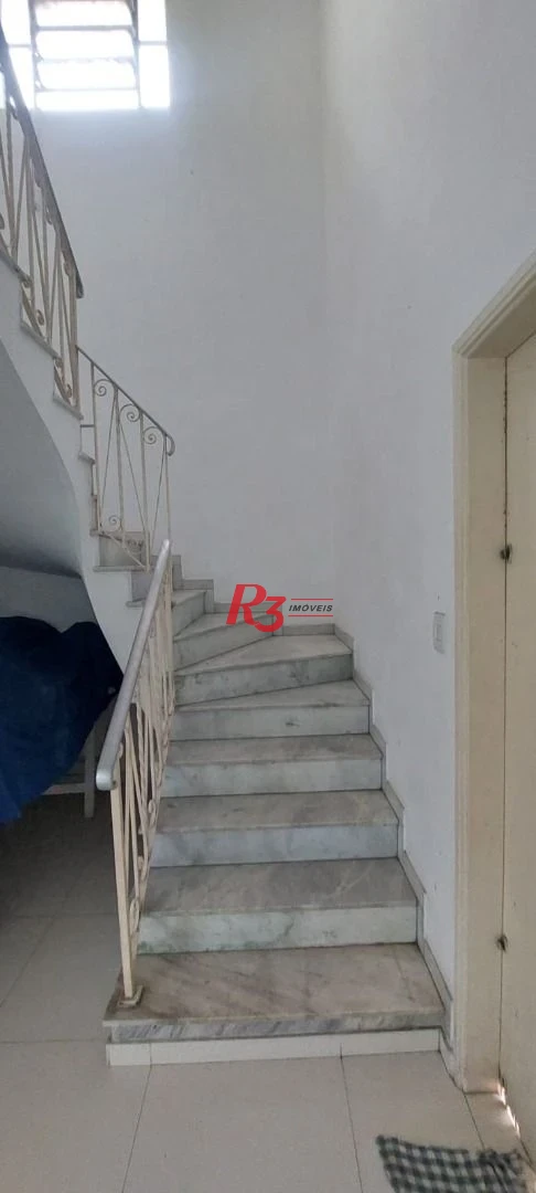 Sobrado, 157 m² - venda por R$ 980.000,00 ou aluguel por R$ 6.250,00/mês - Aparecida - Santos/SP