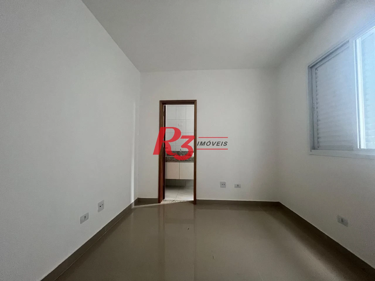 Casa com 3 dormitórios à venda, 150 m² por R$ 950.000,00 - Ponta da Praia - Santos/SP