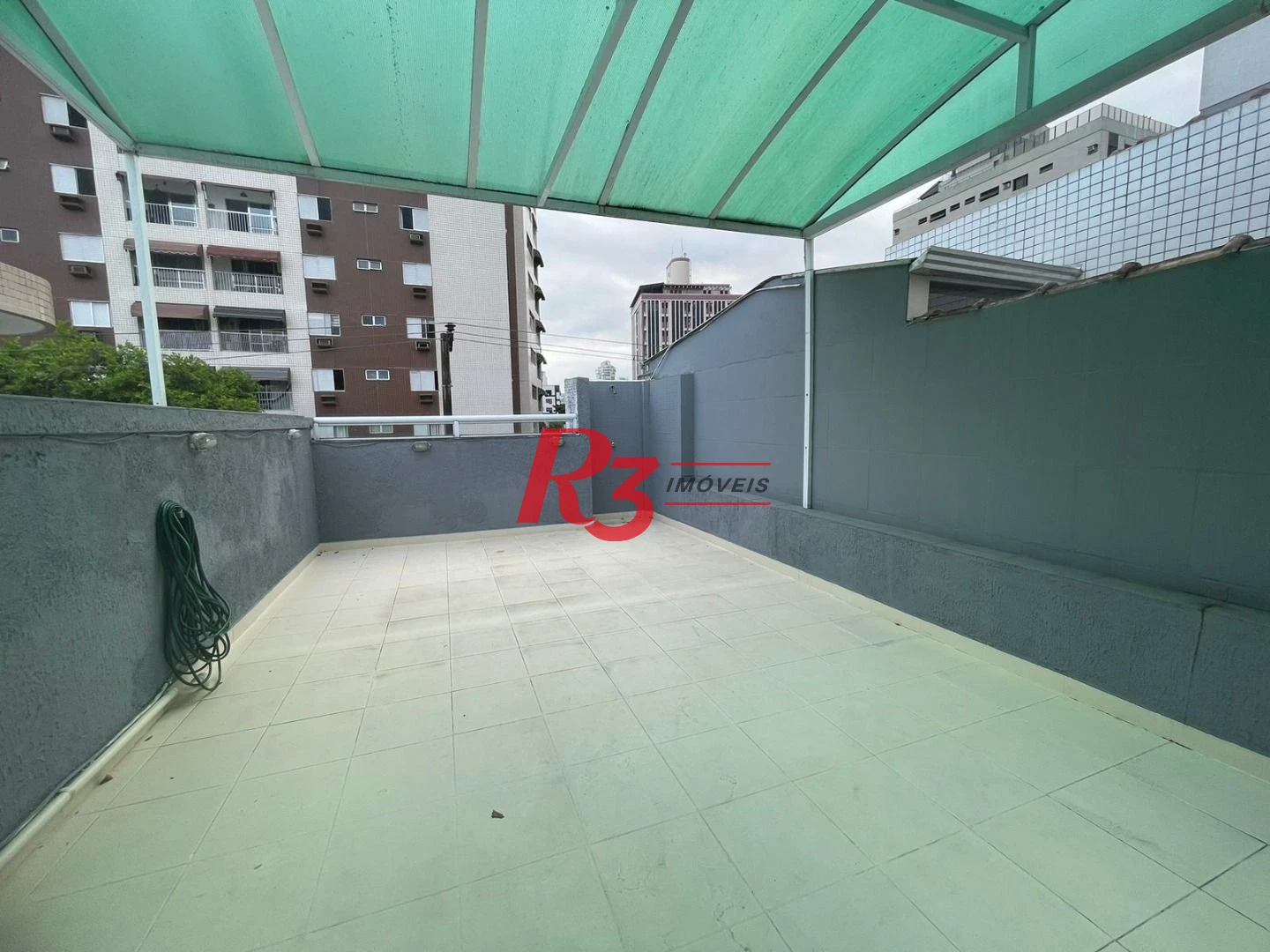 Casa com 3 dormitórios à venda, 130 m² por R$ 1.400.000,00 - Embaré - Santos/SP