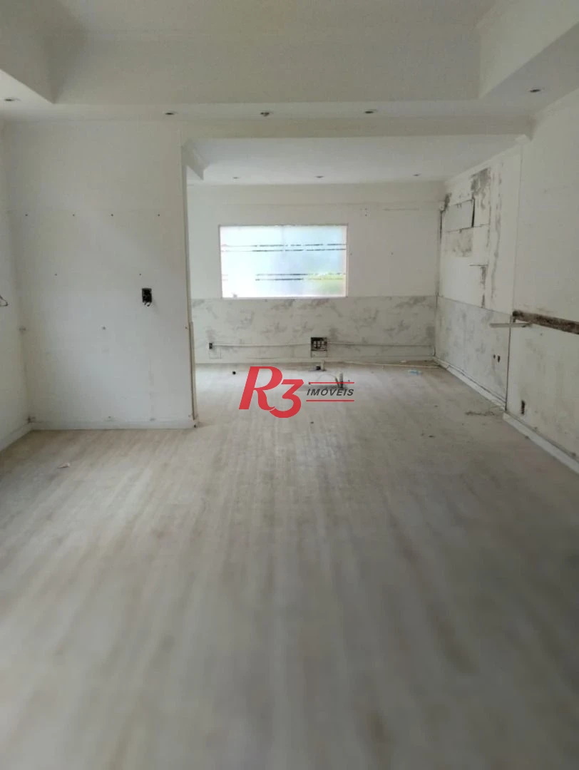 Excelente casa comercial com 396m2 de área construída