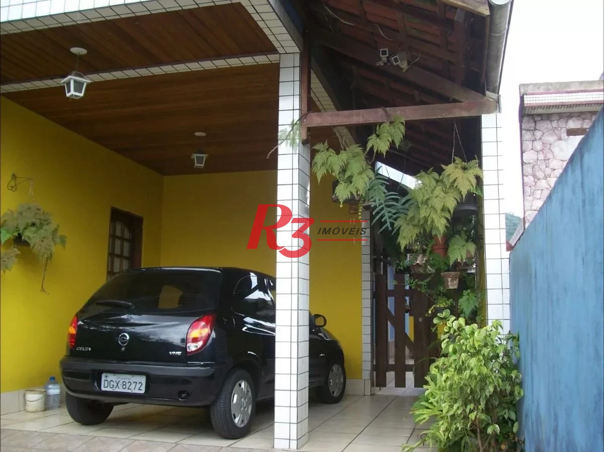 Sobrado com 3 dormitórios à venda, 163 m² por R$ 700.000,00 - Caneleira - Santos/SP