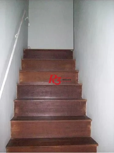 Sobrado com 3 dormitórios à venda, 163 m² por R$ 700.000,00 - Caneleira - Santos/SP
