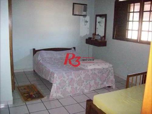 Sobrado com 3 dormitórios à venda, 163 m² por R$ 700.000,00 - Caneleira - Santos/SP