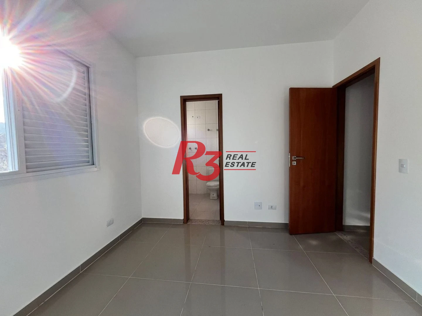 Village com 2 dormitórios à venda, 103 m² por R$ 680.000,00 - Marapé - Santos/SP