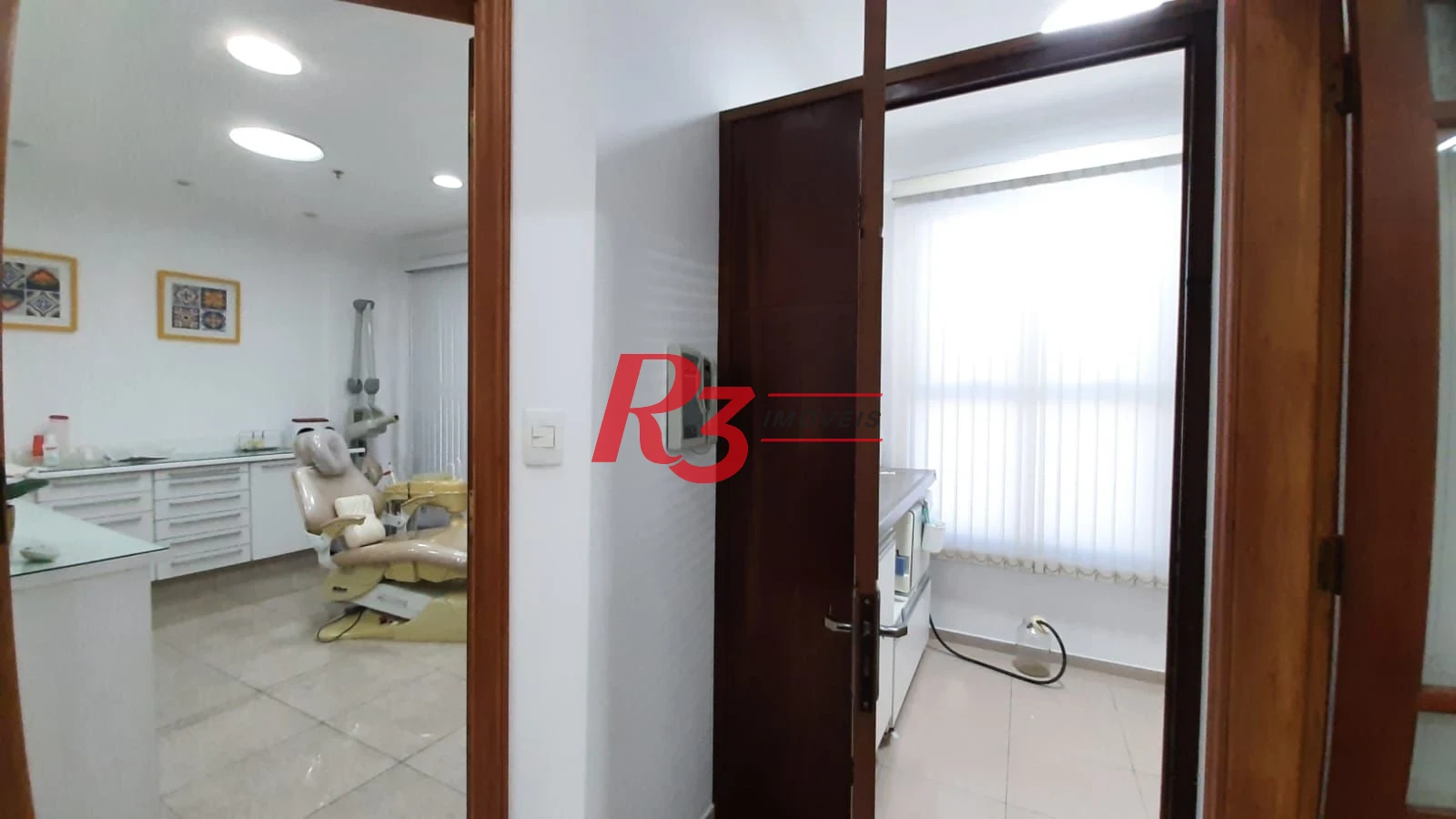 Sala comercial á venda, com