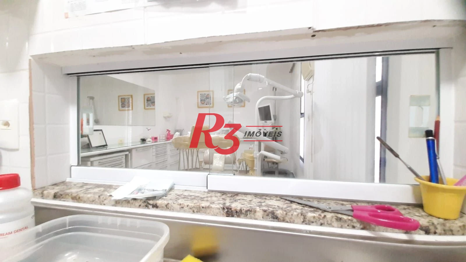 Sala comercial á venda, com