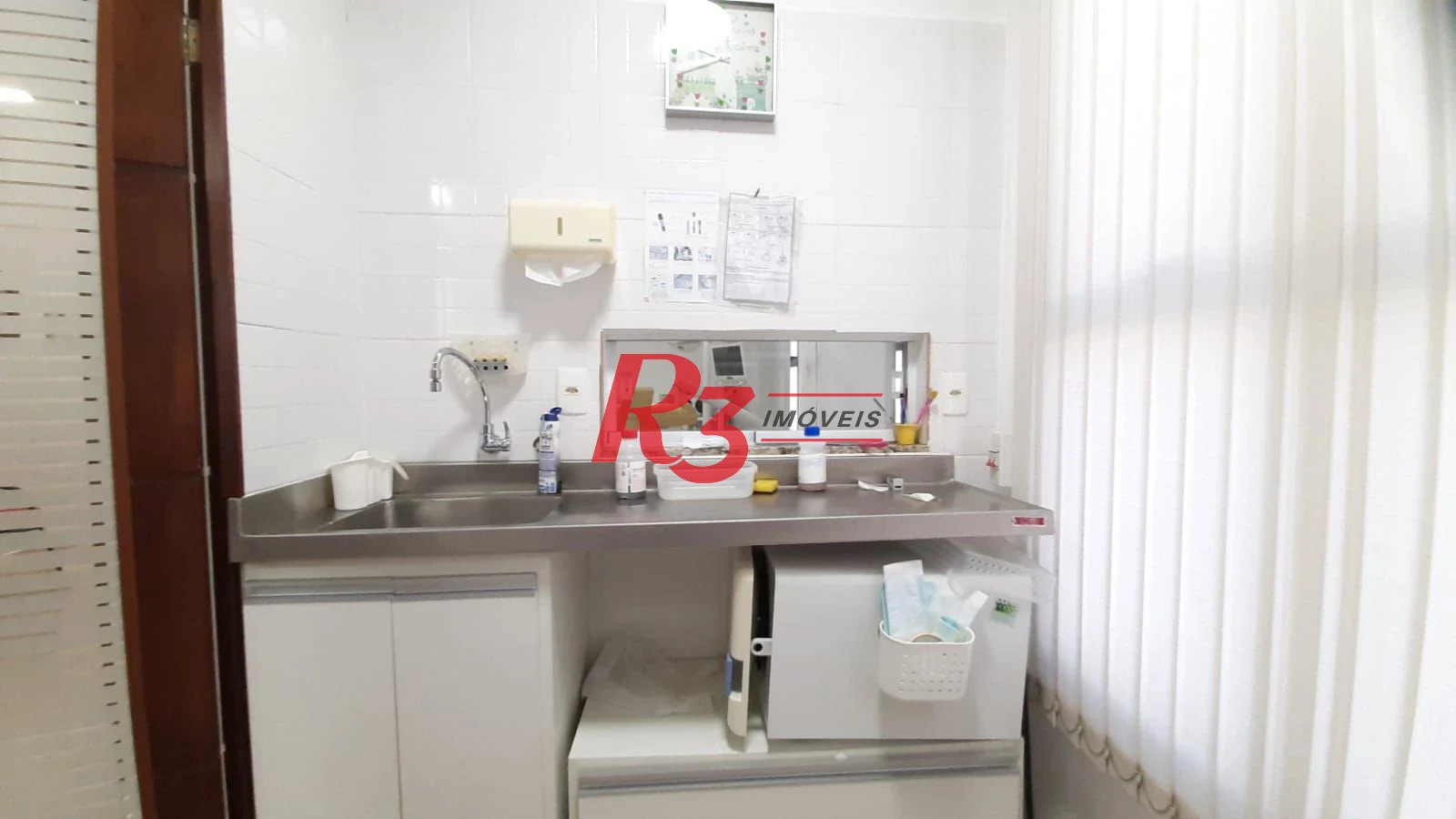 Sala comercial á venda, com