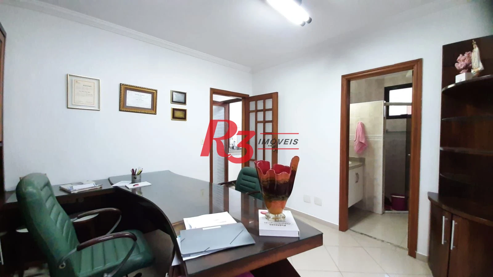 Sala comercial á venda, com