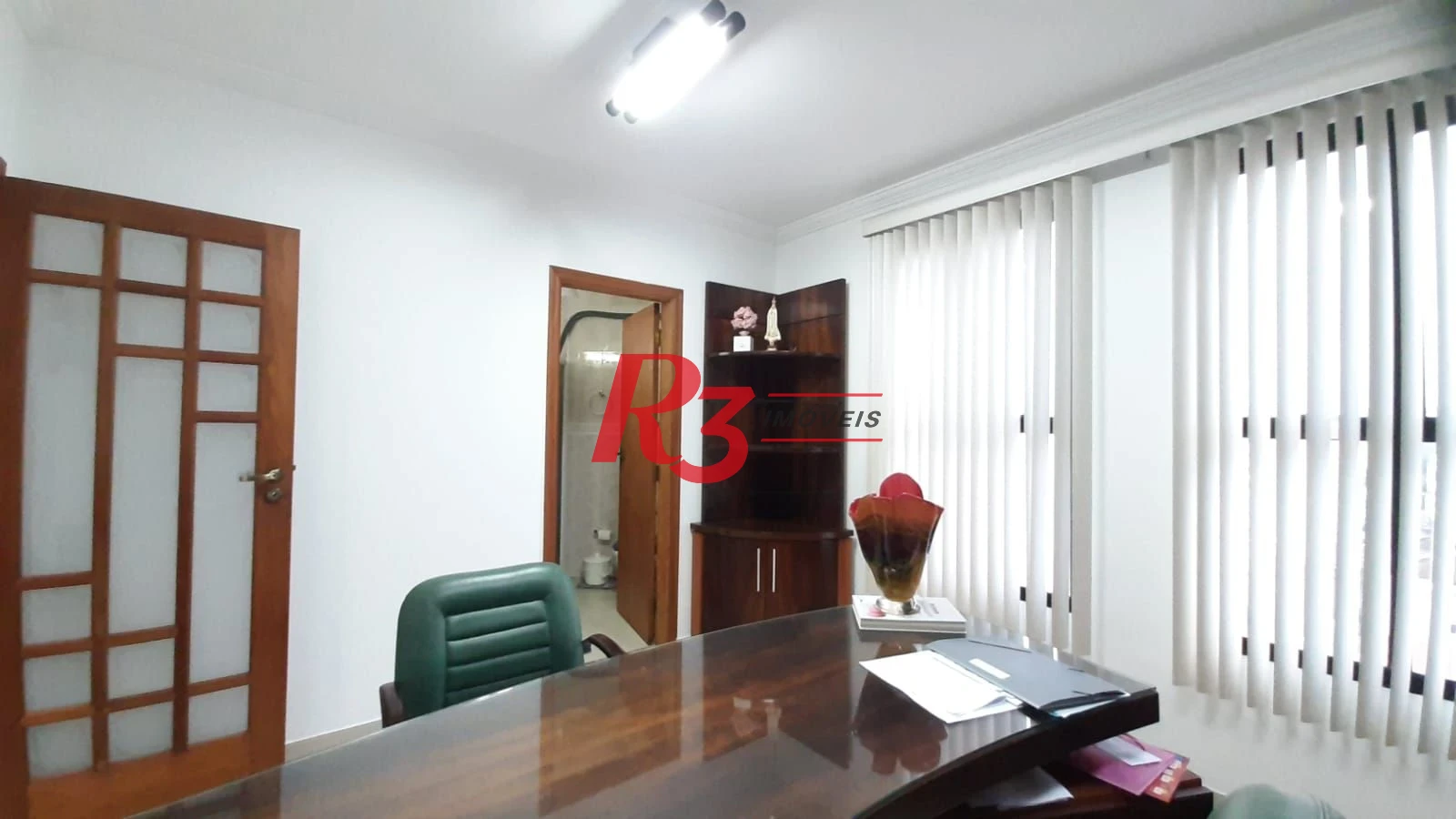 Sala comercial á venda, com