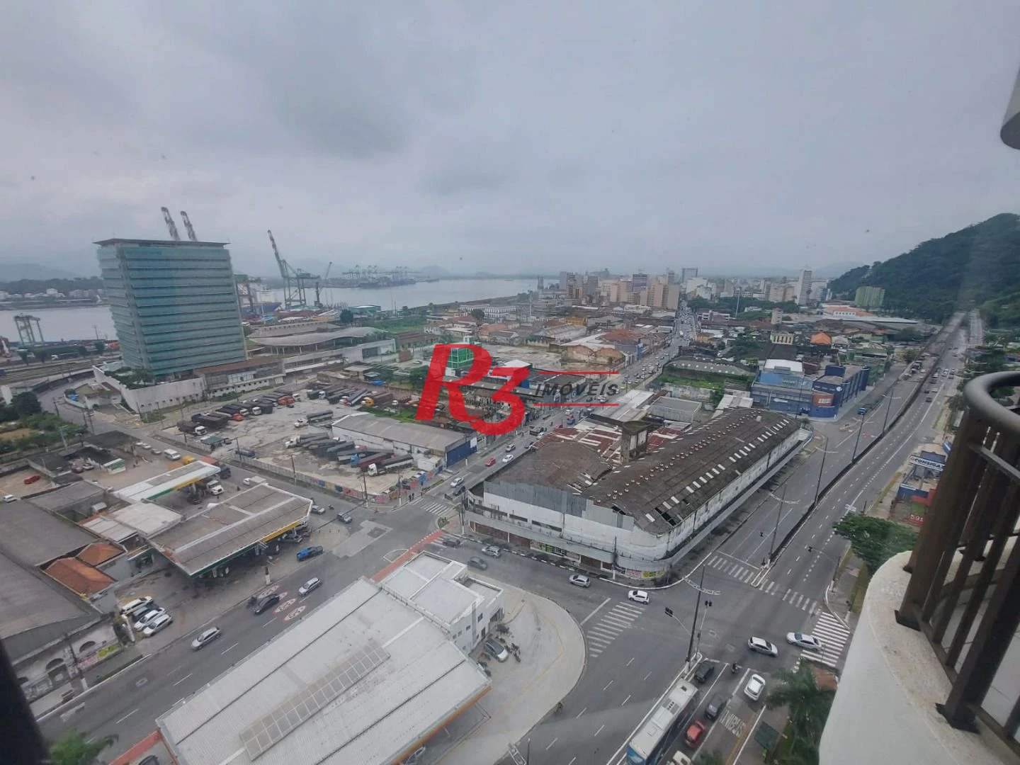 Sala à venda, 43 m² por R$ 390.000,00 - Valongo - Santos/SP