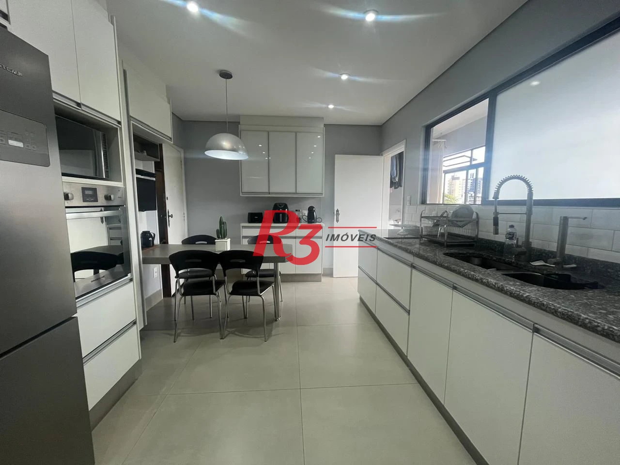 Apartamento com 3 dormitórios à venda, 157 m² por R$ 1.450.000,00 - Ponta da Praia - Santos/SP