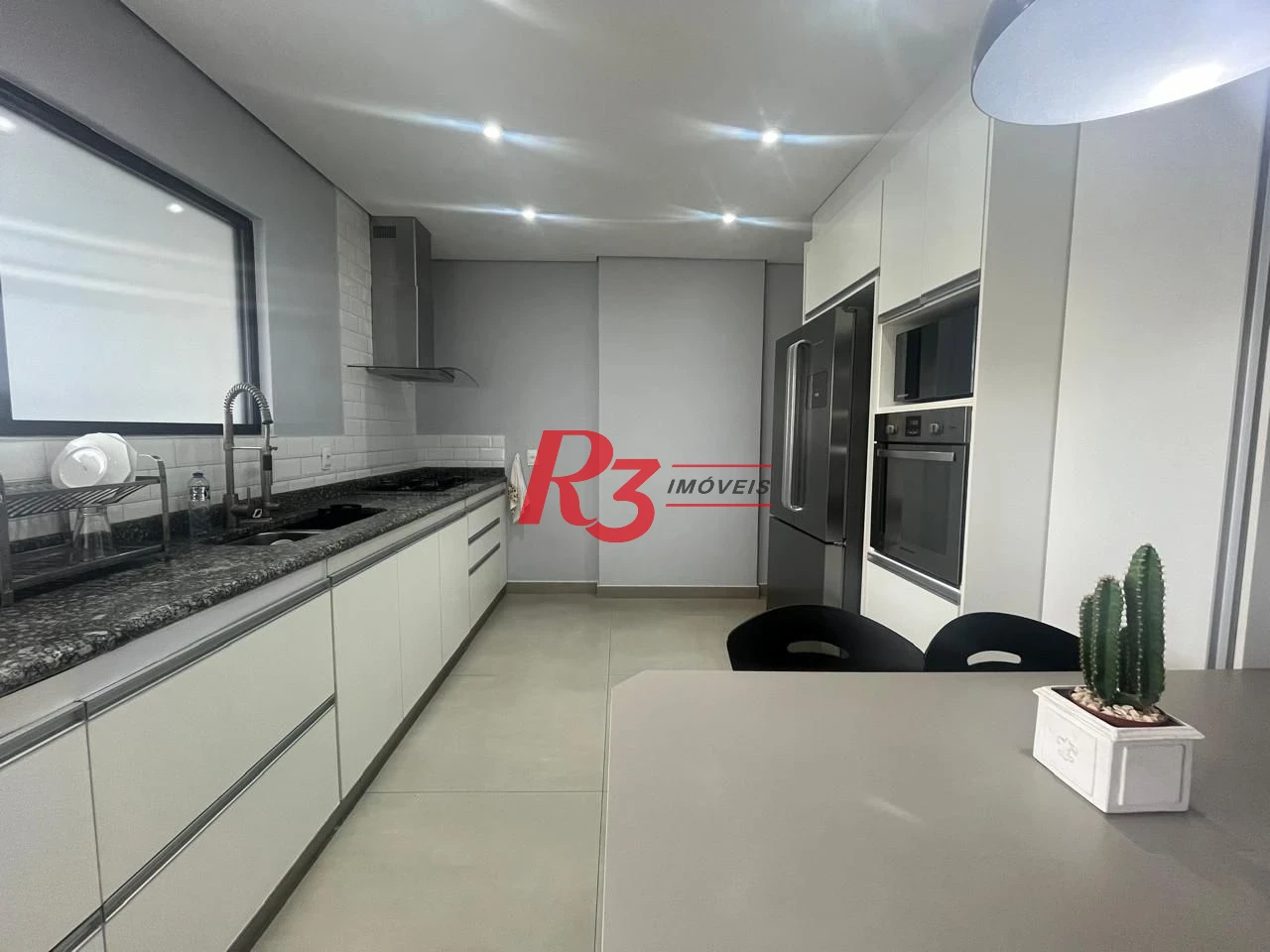 Apartamento com 3 dormitórios à venda, 157 m² por R$ 1.450.000,00 - Ponta da Praia - Santos/SP