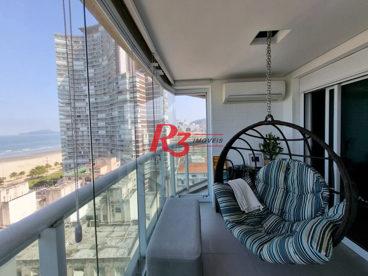 Apartamento com 2 dormitórios à venda, 68 m² por R$ 1.165.900,00 - Pompéia - Santos/SP