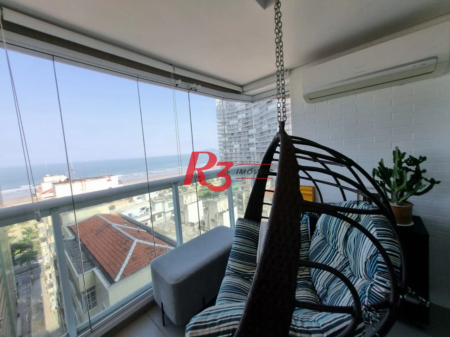 Apartamento com 2 dormitórios à venda, 68 m² por R$ 1.165.900,00 - Pompéia - Santos/SP