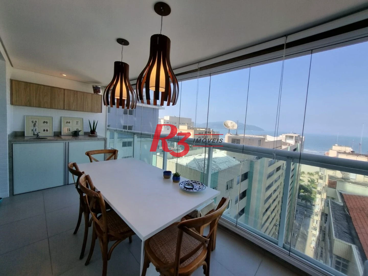 Apartamento com 2 dormitórios à venda, 68 m² por R$ 1.165.900,00 - Pompéia - Santos/SP
