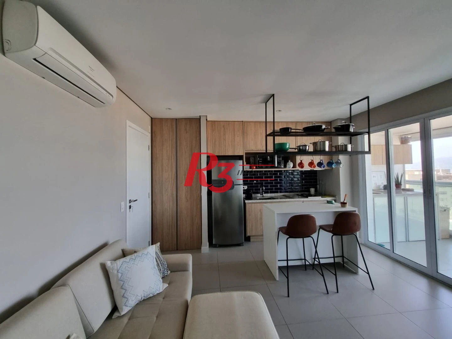 Apartamento com 2 dormitórios à venda, 68 m² por R$ 1.165.900,00 - Pompéia - Santos/SP