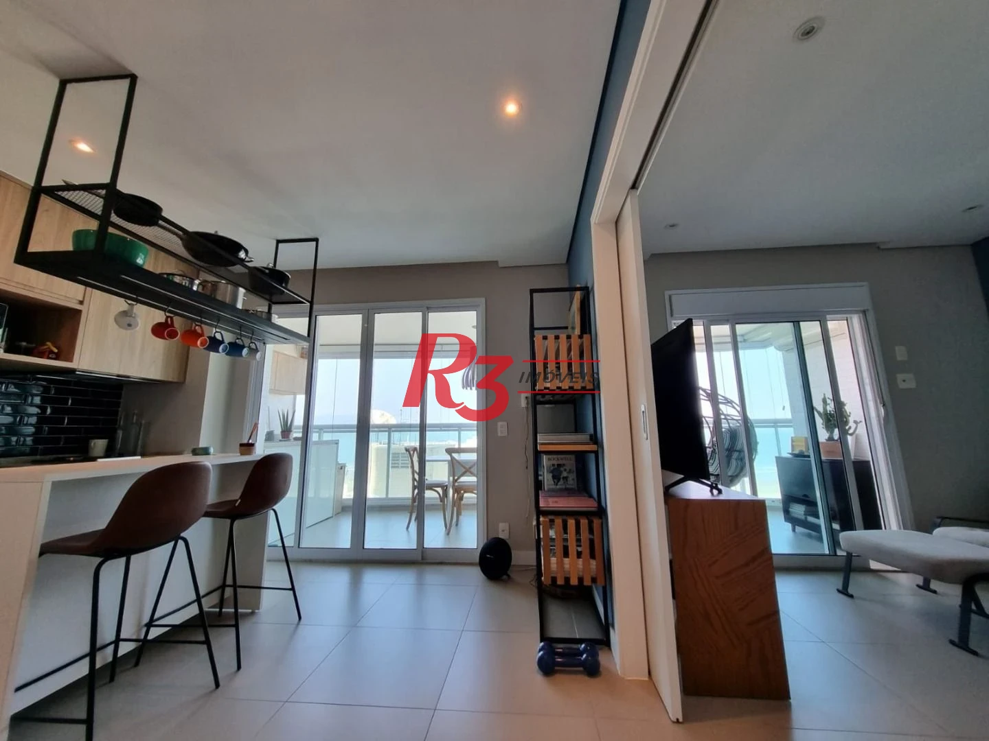 Apartamento com 2 dormitórios à venda, 68 m² por R$ 1.165.900,00 - Pompéia - Santos/SP